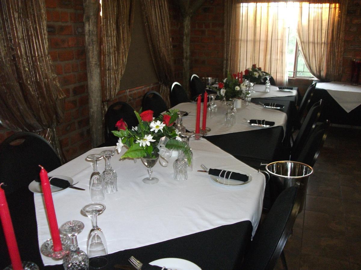 Pondoki Rest Camp Grootfontein Экстерьер фото