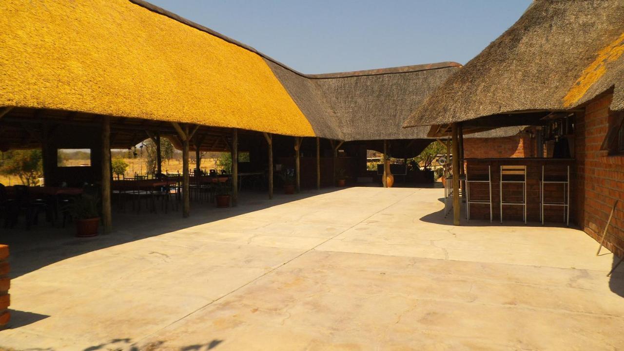 Pondoki Rest Camp Grootfontein Экстерьер фото